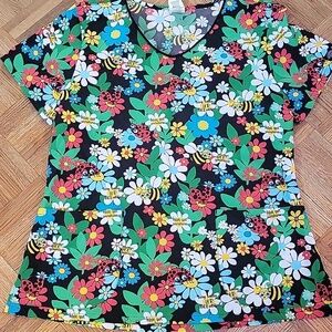 Dickies "Always BEE Yourself" Black Floral and Bee Accents Scrub Top Size Large